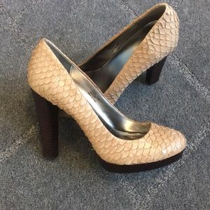 🛍shop closing 12/31 🛍 Calvin Klein, nude, pumps